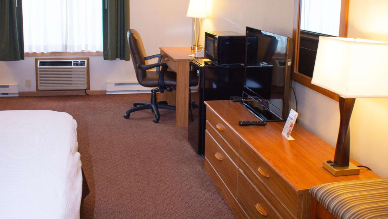 Magnuson Country Hotel