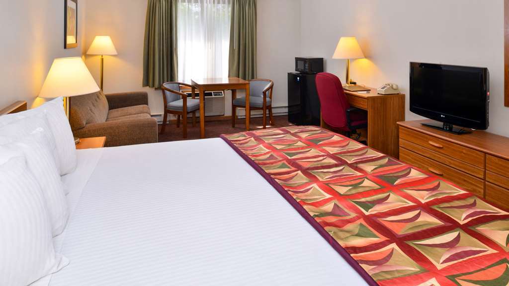 Magnuson Country Hotel